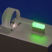 Новый лазер обходит капризы квантовой физики