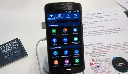 Первый смартфон на базе новой ос samsung будет рассекречен в москве