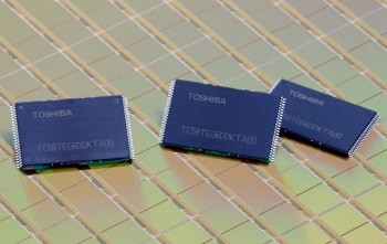 Toshiba запускает производство флэш-памяти нового типа